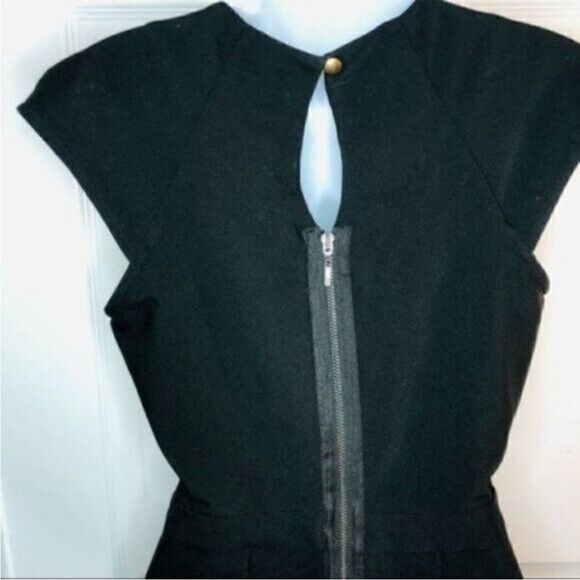 bebe Black Mini Sheath Dress Cap Sleeves Embellished Beaded Yoke Cocktail XXS - Picture 7 of 9